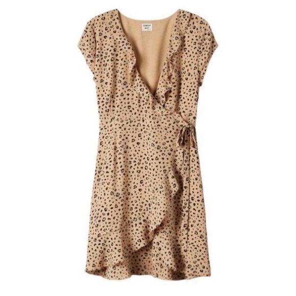 Aritzia Sunday Best Savoy Leopard Print Wrap Mini Dress Size 6 - Picture 8 of 8